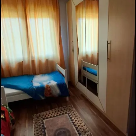 Amaal Apartment *
